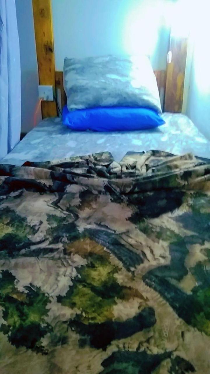 Ella Kumi Hostel 外观 照片