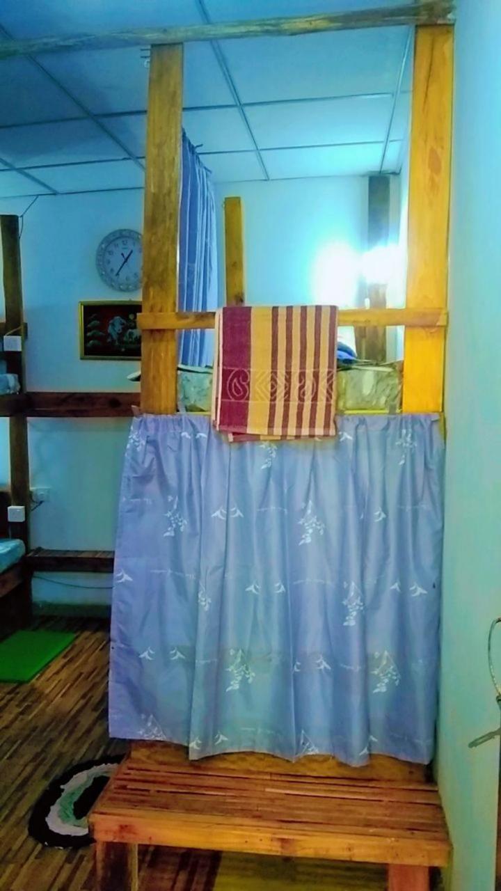 Ella Kumi Hostel 外观 照片